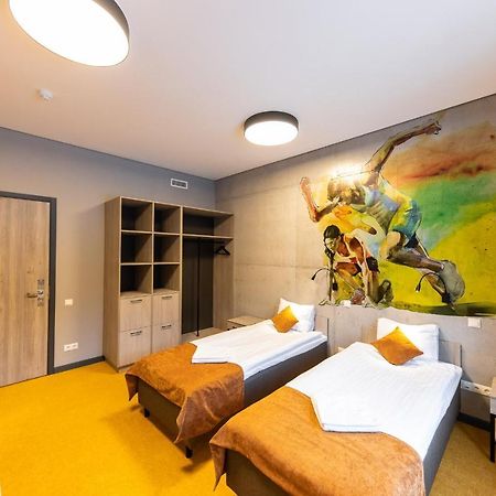 Stadium Hotel 瓦尔米耶拉 外观 照片