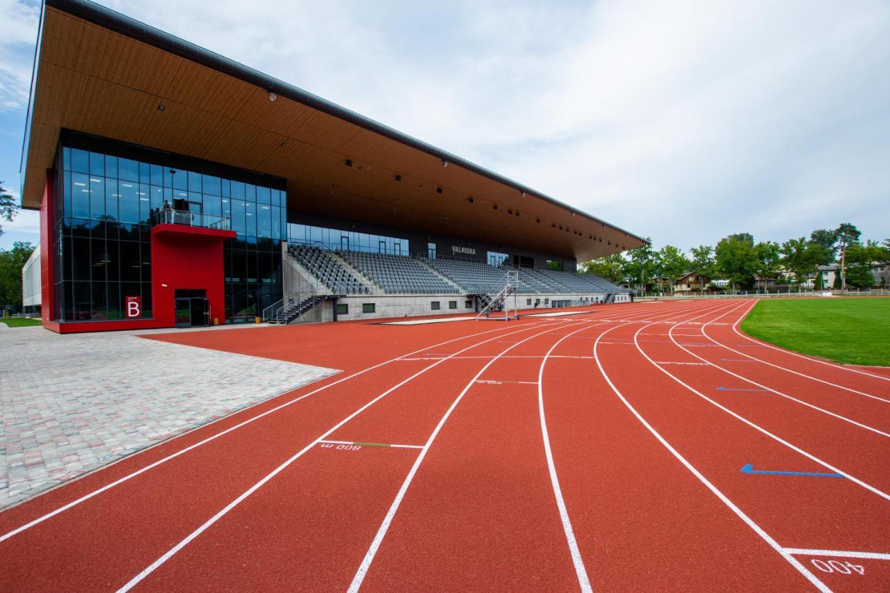 Stadium Hotel 瓦尔米耶拉 外观 照片